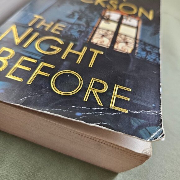 2 Book Bundle:‎ Sandra Brown - Out of Nowhere & Lisa Jackson - The Night Before - Picture 2 of 10